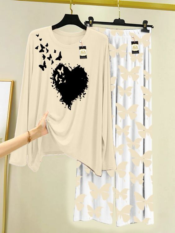 Flying butterfly with heart women night wear