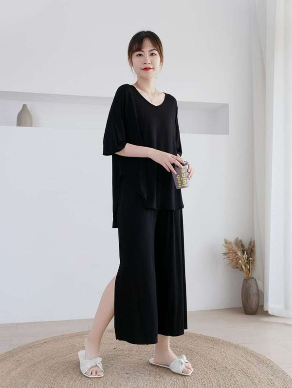 Plain Black V Neck Quarter Sleeves with Cut Style Pajama Night Suit for Her (AA-82)